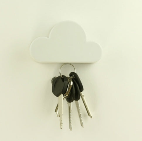 1pcs Creative White Cloud Shape Magnetic Magnets Wall Key Holder box Home Storage Keychain Hanger Gifts