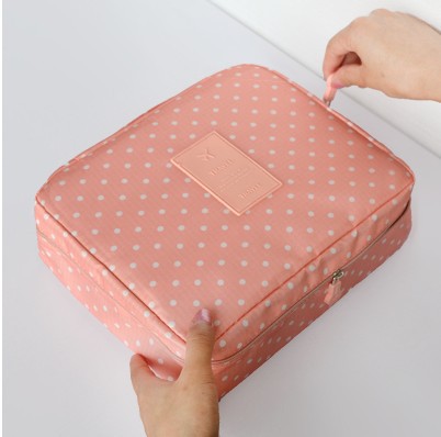 Pink-Dot-Cosmetic-Bag