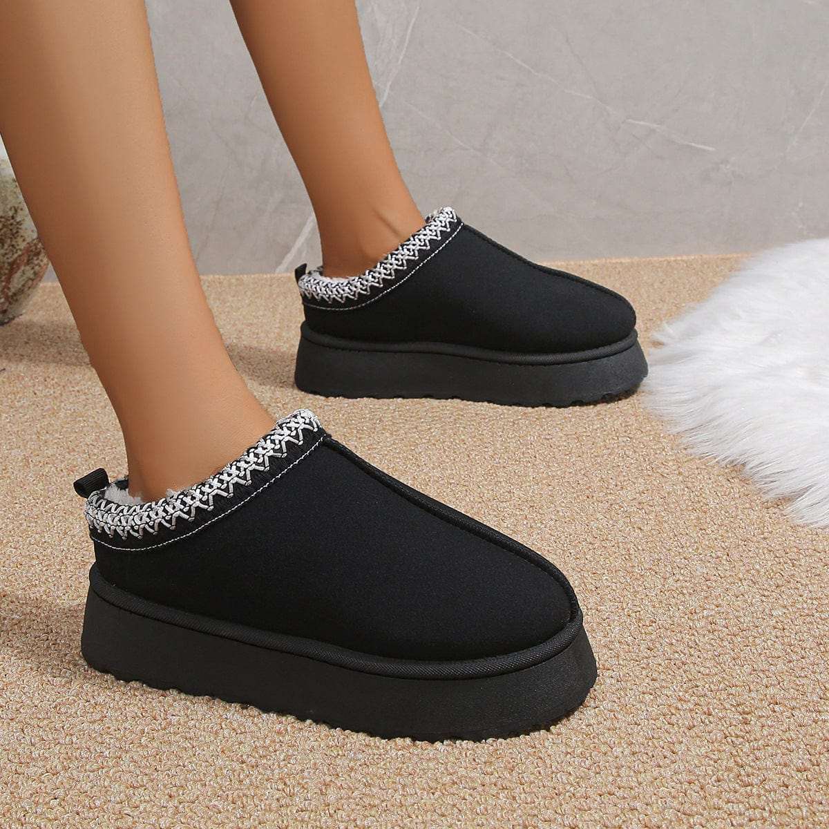 Women Chunky Platform Shoes Short Plush Warm Flats Slippers Woman Faux Suede Cotton Boots